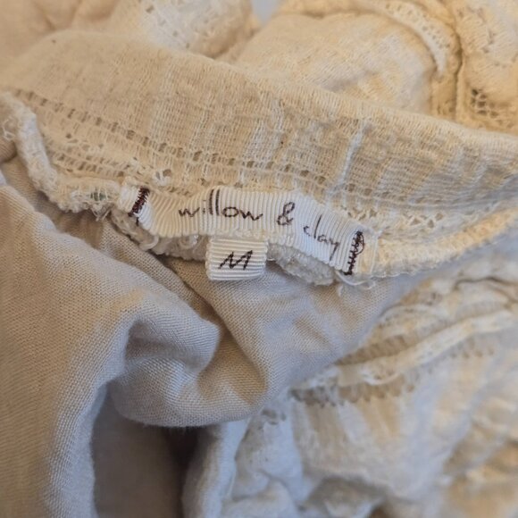 Willow & Clay High Low Lace Skirt - Picture 2 of 5